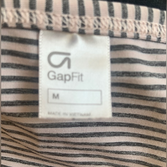 Gap Fit Racerback Tank Top - M - Picture 6 of 6